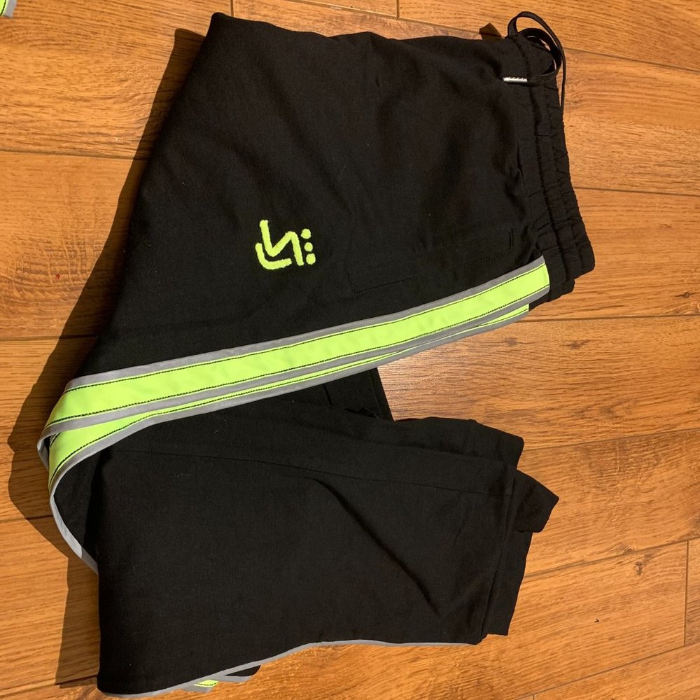 NWT - Shane Justin - WMNS- BLK w/NEON GRN Stripe - 2PC -Jogger - Picture 3 of 4